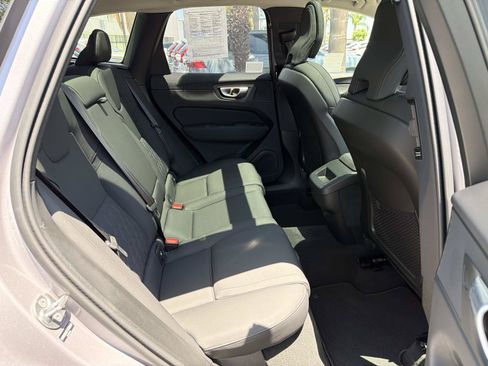 Used 2026 Volvo XC60 B5 Plus w/ Climate Package PRO AWD/4WD image 24