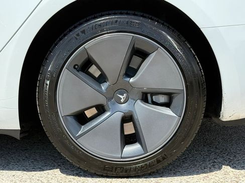 Used 2023 Tesla Model 3 Standard Range RWD image 26