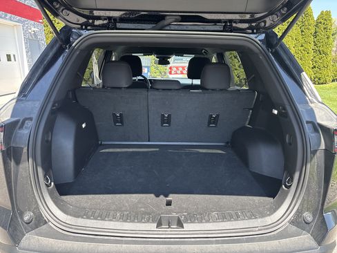 Used 2025 Chevrolet Equinox LT AWD/4WD image 5