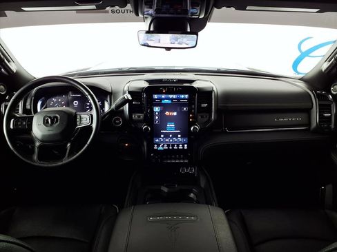 Used 2024 RAM 3500 Limited image 3