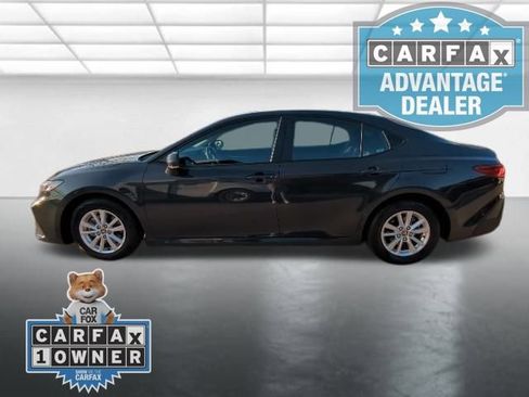 Used 2025 Toyota Camry LE image 24