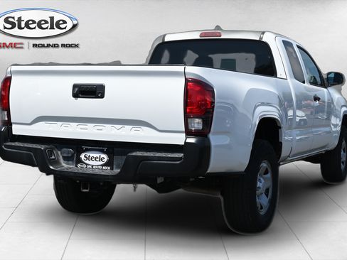 Used 2020 Toyota Tacoma SR RWD image 5