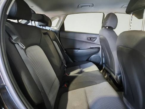 Used 2022 Hyundai Kona SE AWD/4WD image 24