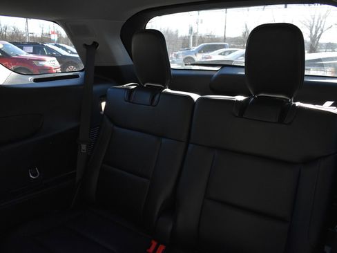 Used 2024 Ford Explorer Limited image 18