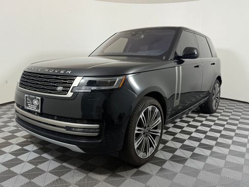 Used 2023 Land Rover Range Rover SE AWD/4WD image 1