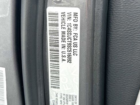 Used 2025 Dodge Durango R/T AWD/4WD image 22