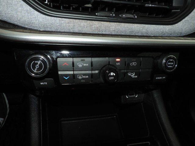 Used 2023 Jeep Compass Latitude AWD/4WD image 26