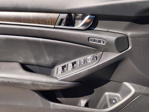 Certified 2019 Honda Accord Touring image 23