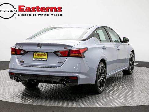 Used 2023 Nissan Altima 2.5 SR AWD/4WD image 5