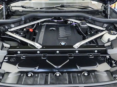 Certified 2023 BMW X5 xDrive40i w/ M Sport Package AWD/4WD image 29