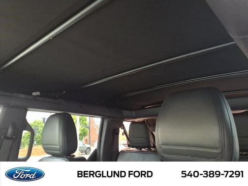 Used 2021 Ford Bronco Outer Banks AWD/4WD image 13