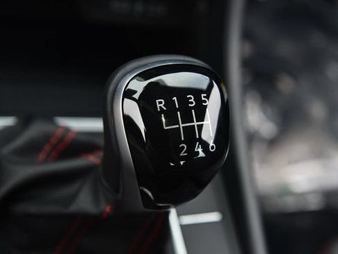 New 2026 Volkswagen Jetta GLI Autobahn FWD image 18