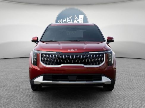 New 2026 Kia Carnival EX FWD image 2