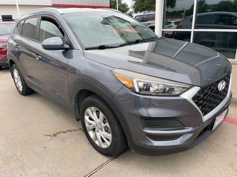 Used 2019 Hyundai Tucson Value w/ Cargo Package FWD image 4