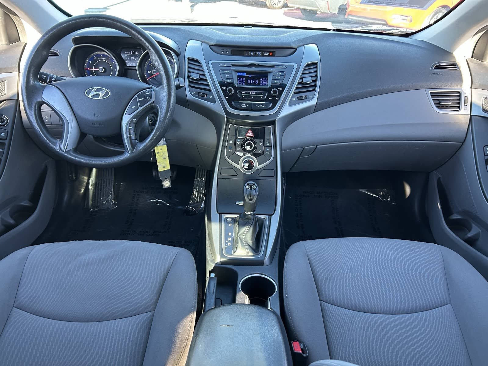Used 2015 Hyundai Elantra SE FWD image 18