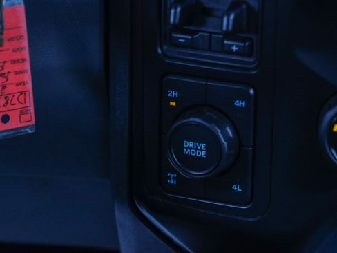 Used 2023 Ford F250 XLT w/ FX4 Off-Road Package image 21