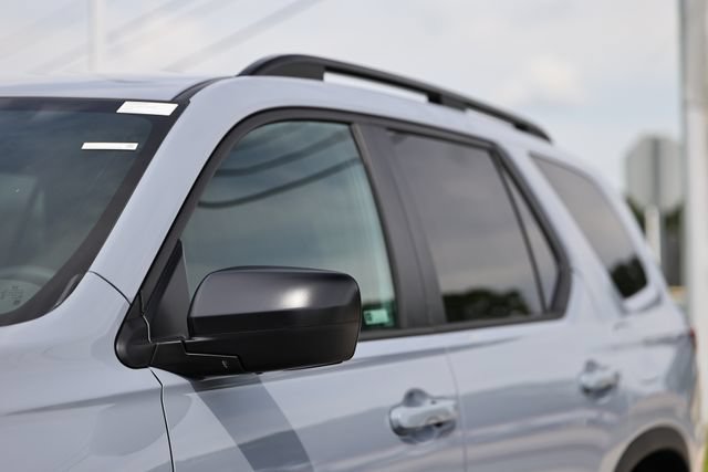 New 2026 Honda Pilot Sport image 5
