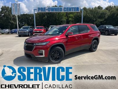 Used 2023 Chevrolet Traverse LT w/ Midnight/Sport Edition