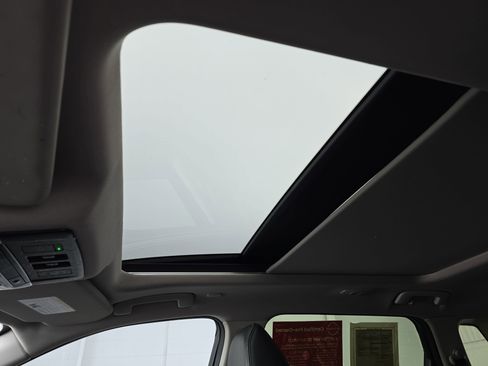 Certified 2023 Nissan Rogue SL FWD image 28
