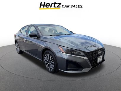 Used 2025 Nissan Altima 2.5 SV