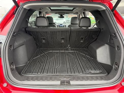 Used 2023 Chevrolet Equinox Premier image 35