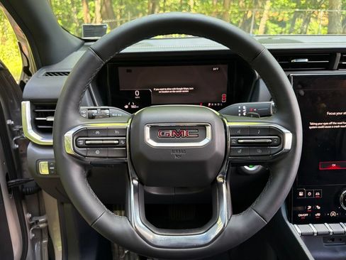Used 2025 GMC Terrain Elevation FWD image 19