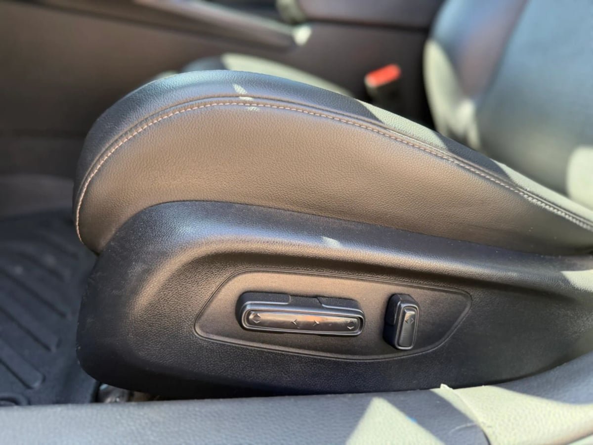 Used 2022 Honda Civic Touring image 19