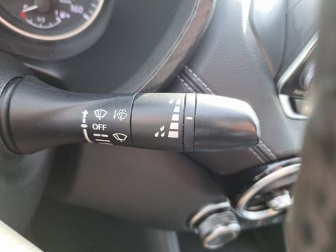 Used 2022 Nissan Sentra SV image 24