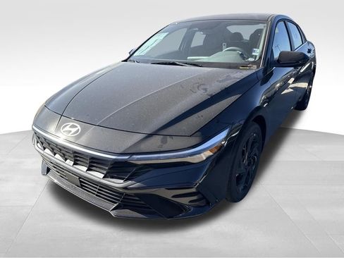 New 2026 Hyundai Elantra SEL Sport Premium FWD image 1