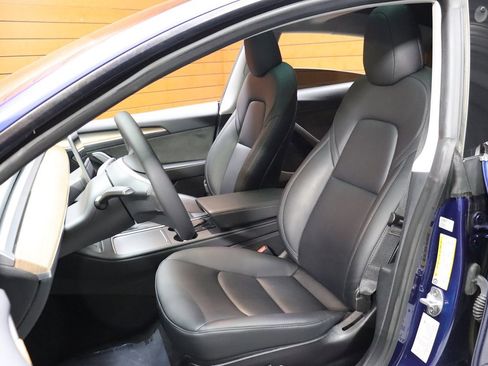 Used 2023 Tesla Model 3 Standard Range image 38