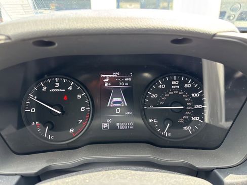 Used 2025 Subaru Impreza 2.0i AWD/4WD image 11