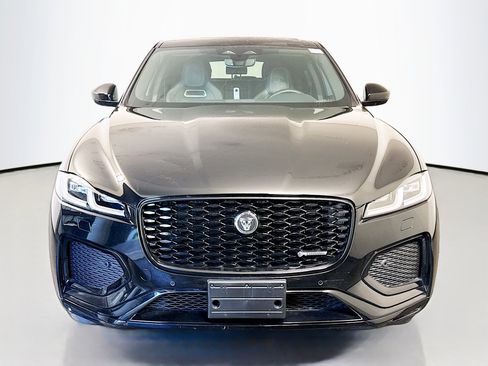 Used 2025 Jaguar F-PACE R-Dynamic S image 2