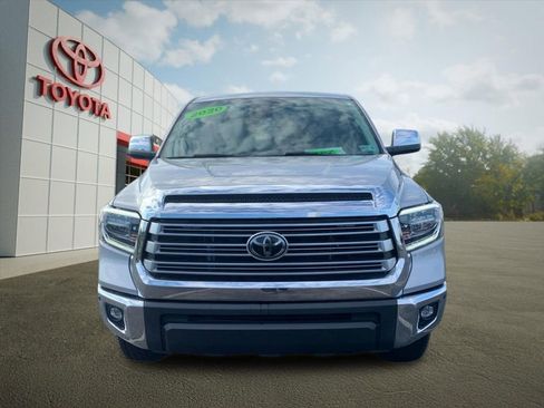 Used 2020 Toyota Tundra Limited w/ Limited Premium Package AWD/4WD image 8