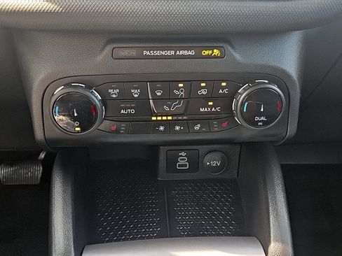 Used 2024 Ford Bronco Sport Outer Banks AWD/4WD image 19