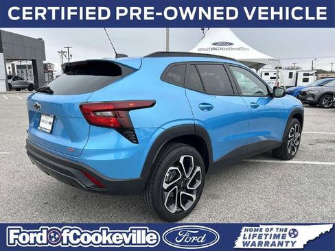 Used 2025 Chevrolet Trax RS w/ Driver Confidence Package image 4