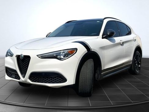 Used 2019 Alfa Romeo Stelvio w/ Nero Edizione RWD image 4