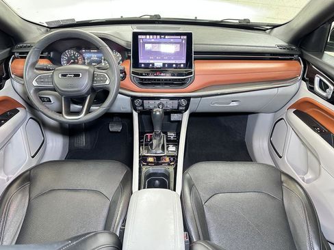 Certified 2023 Jeep Compass Limited image 31