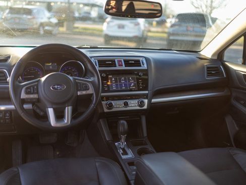Used 2016 Subaru Outback 2.5i Limited image 40