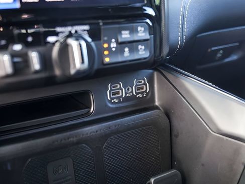 Used 2024 RAM 1500 Limited AWD/4WD image 23