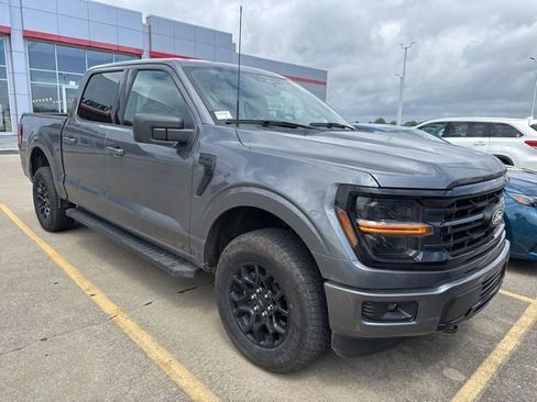 Used 2025 Ford F150 XLT w/ Equipment Group 301A Standard AWD/4WD image 13