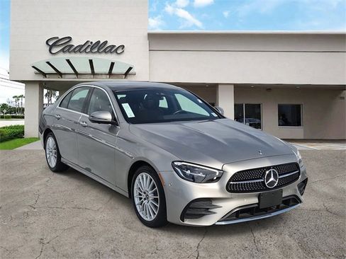 Used 2022 Mercedes-Benz E 350 4MATIC Sedan image 7