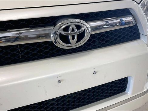 Used 2013 Toyota 4Runner SR5 image 29
