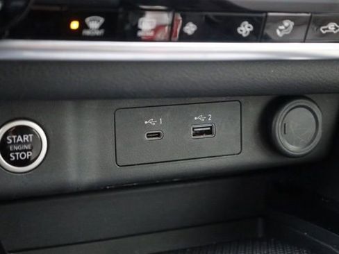 Used 2023 Nissan Rogue SL w/ SL Premium Package image 24