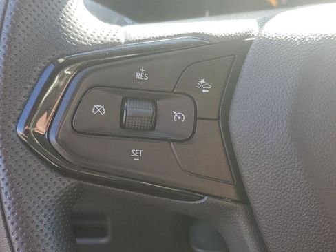 Used 2025 Chevrolet TrailBlazer LT AWD/4WD image 15