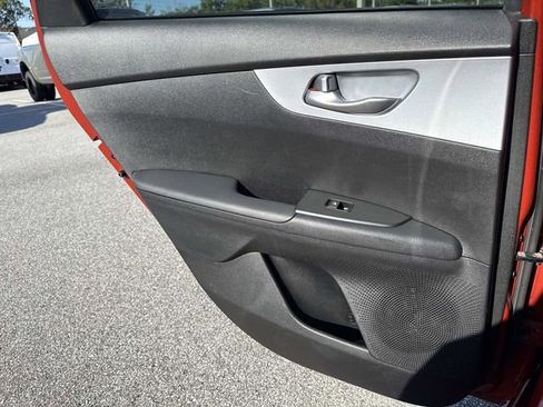 Used 2023 Kia Forte LXS FWD image 9