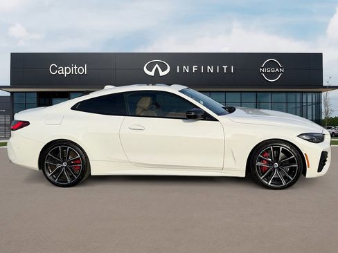 Used 2023 BMW M440i Coupe w/ Premium Package image 4