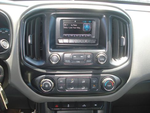 Used 2016 Chevrolet Colorado W/T w/ WT Convenience Package AWD/4WD image 31