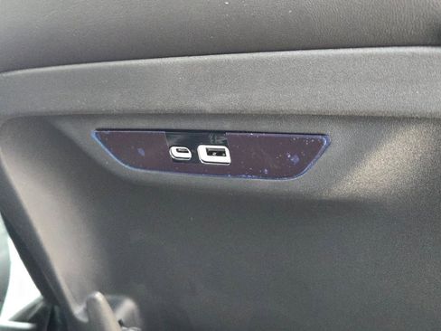 New 2026 Chrysler Pacifica Select image 12