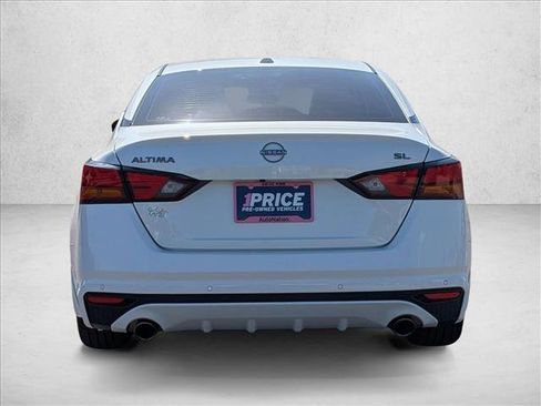 Used 2024 Nissan Altima 2.5 SL FWD image 7