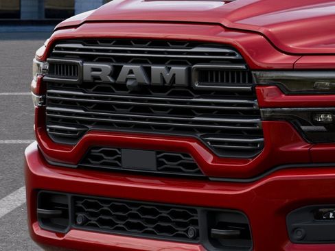New 2026 RAM 3500 Laramie AWD/4WD image 37